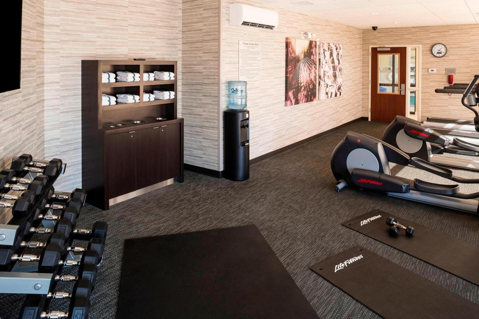 Courtyard By Marriott Sioux Falls Dış mekan fotoğraf