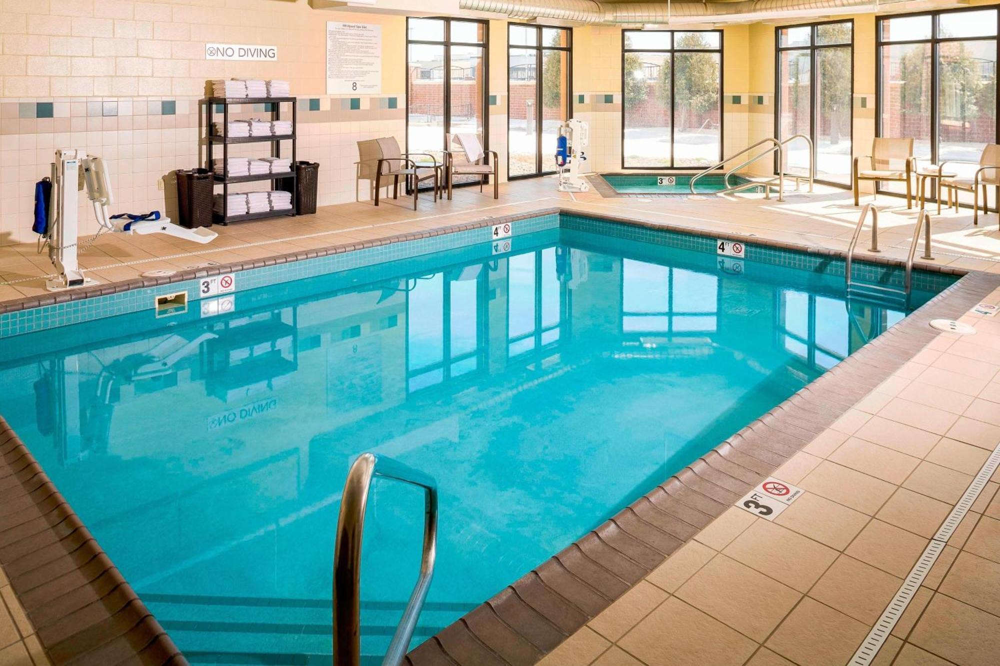 Courtyard By Marriott Sioux Falls Dış mekan fotoğraf